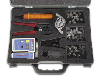 Valise d\'outils pour c�bles reseau, cliquez pour agrandir 